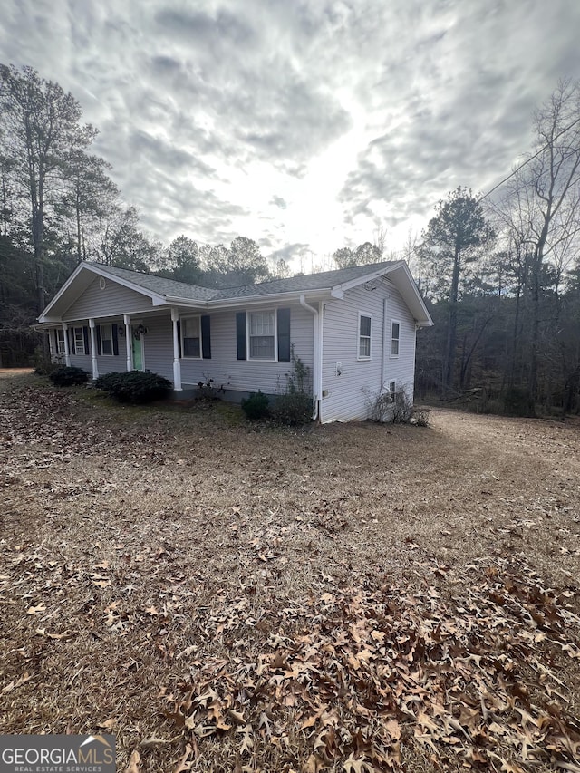 view of front of property