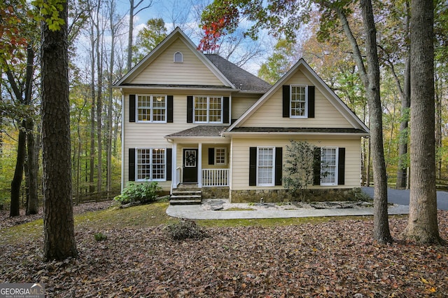 view of front facade with covered porch