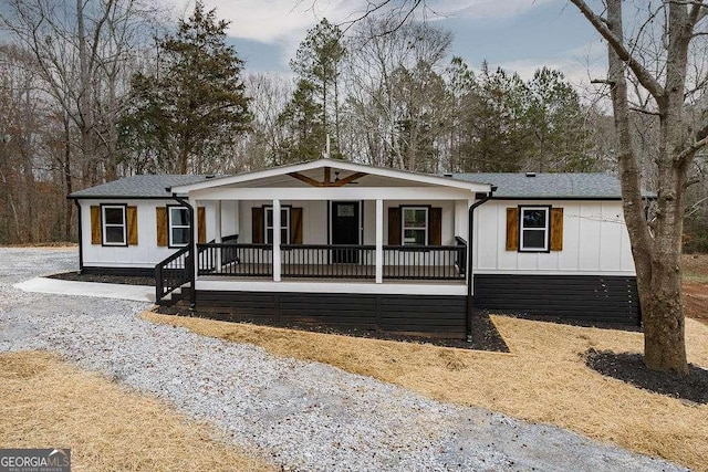 manufactured / mobile home with covered porch