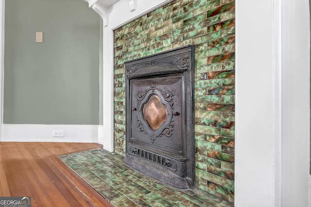 room details with hardwood / wood-style flooring