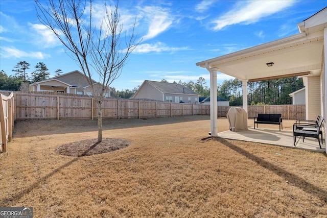 view of yard with a patio area