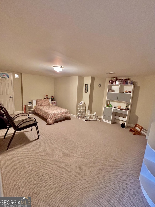 bedroom featuring carpet flooring