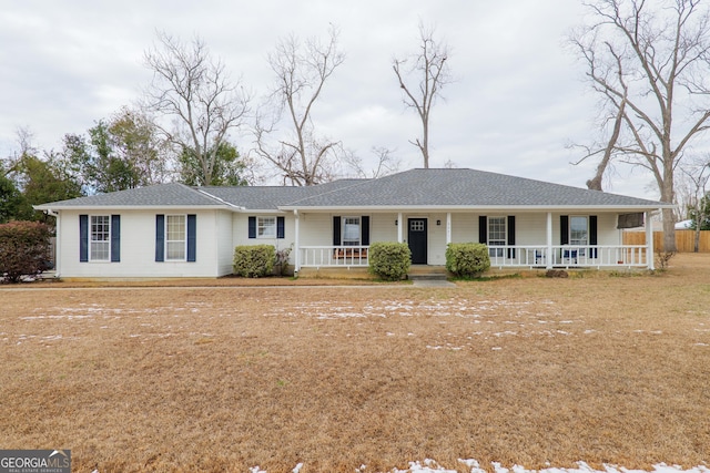 single story home featuring a porch