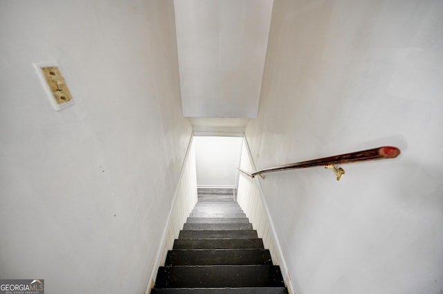 1202 Franklin Rd SW, Plainville, GA 30733 - view of stairway