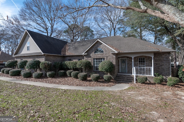 view of front of property featuring a porch