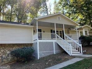 view of front of property with covered porch