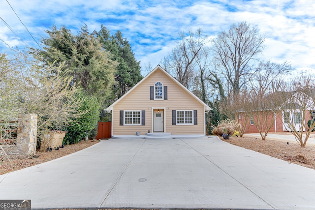 view of front of house