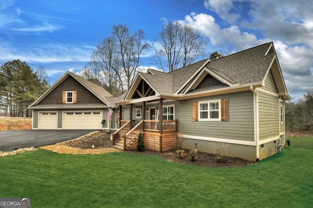 craftsman inspired home with a front lawn and covered porch