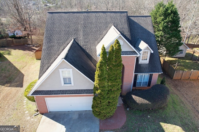 view of front of property featuring a garage