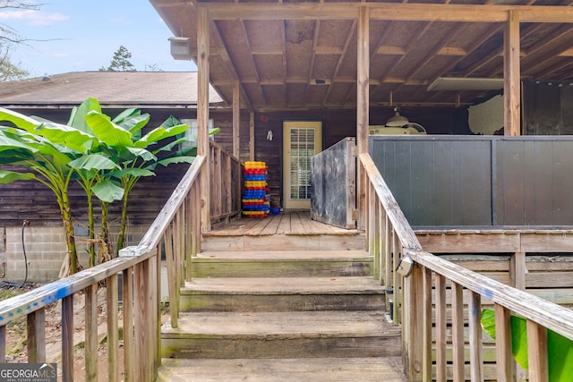 view of entrance to property