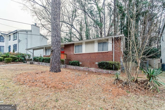 view of front of property