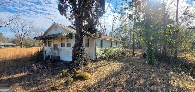 view of side of property