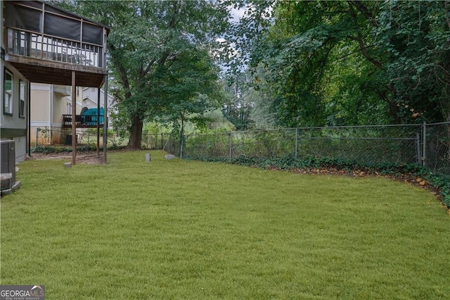 view of yard featuring cooling unit