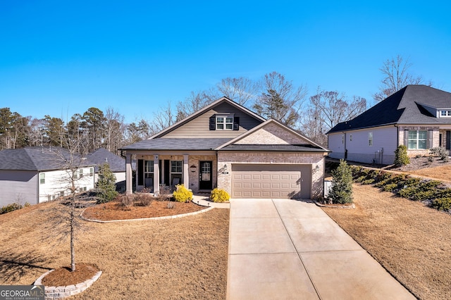 view of front facade featuring a garage and a porch