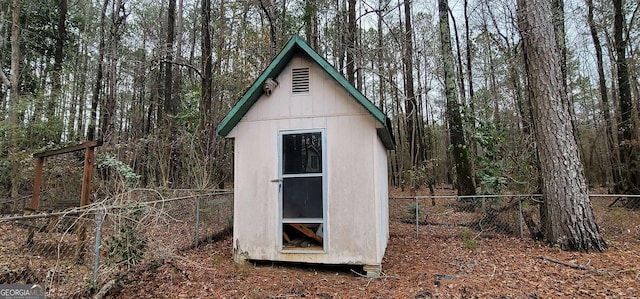 view of outdoor structure