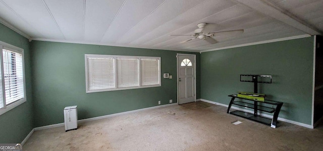 entryway with crown molding and ceiling fan