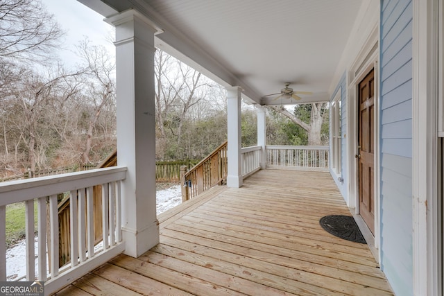 deck with ceiling fan