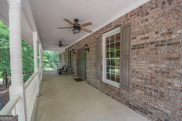 view of patio with covered porch and ceiling fan