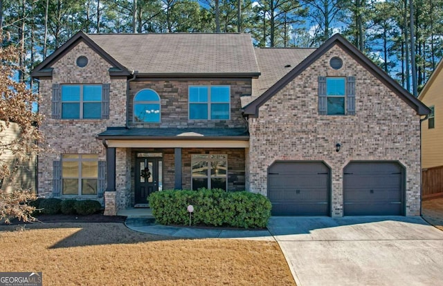 view of front facade with a garage