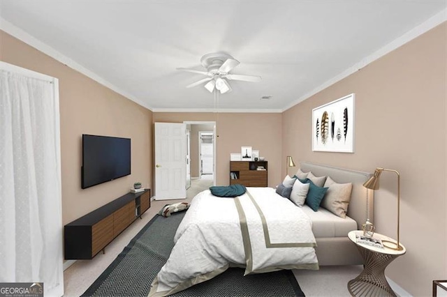 bedroom with light carpet, crown molding, and ceiling fan