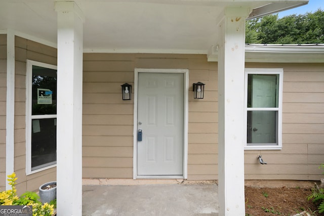 view of entrance to property