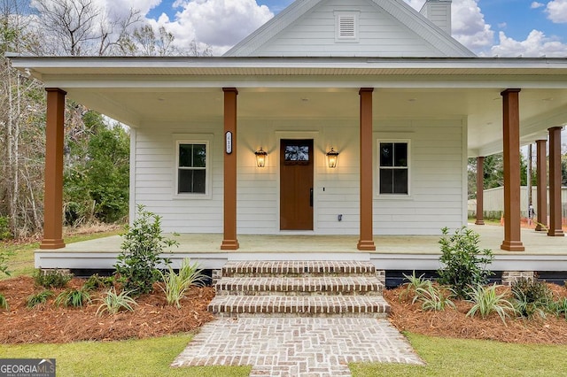 view of front of home featuring a porch