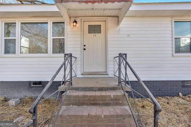 view of property entrance