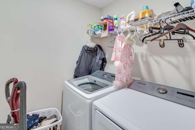 laundry room featuring washer and dryer