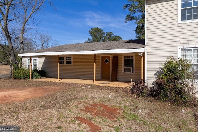 view of front of house featuring a patio area