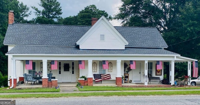 view of front of home featuring covered porch