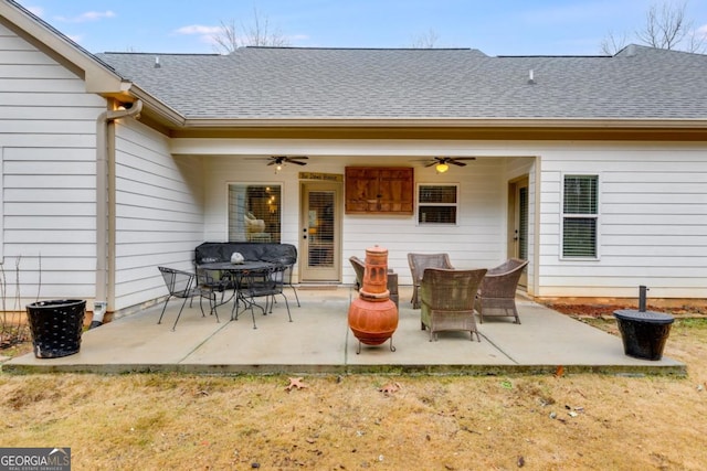 view of patio featuring ceiling fan