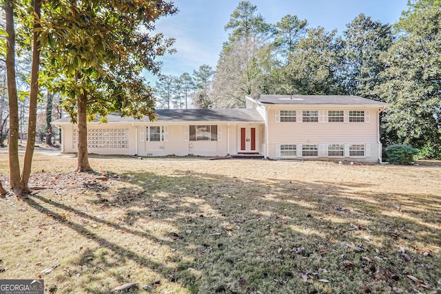 view of front of house with a front yard