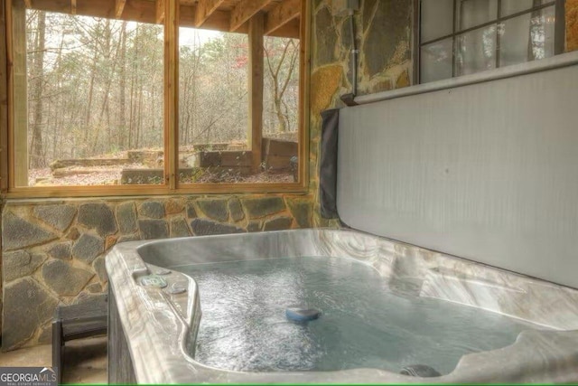 interior details featuring a jacuzzi