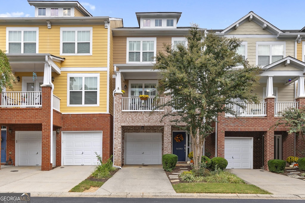 view of townhome / multi-family property