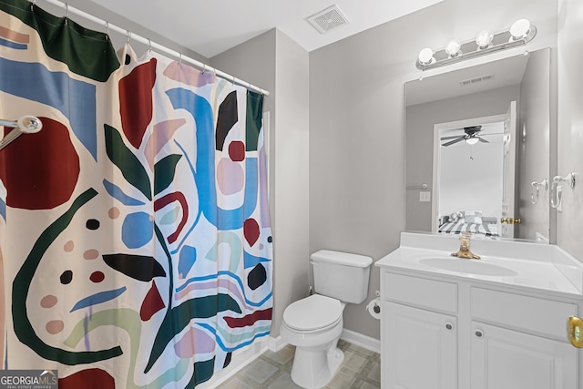 bathroom with a shower with curtain, vanity, ceiling fan, and toilet