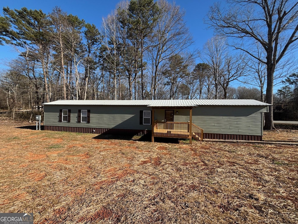 manufactured / mobile home with a deck