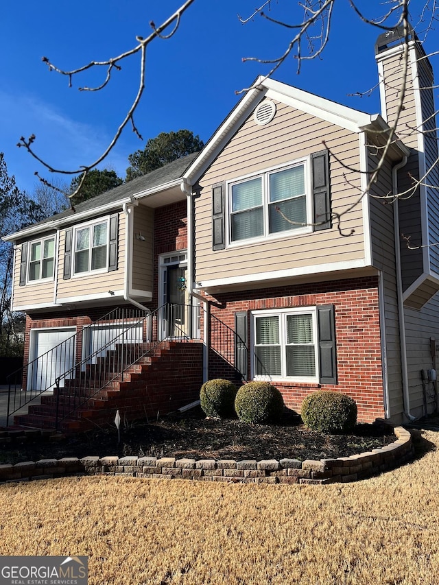 view of front of house featuring a garage