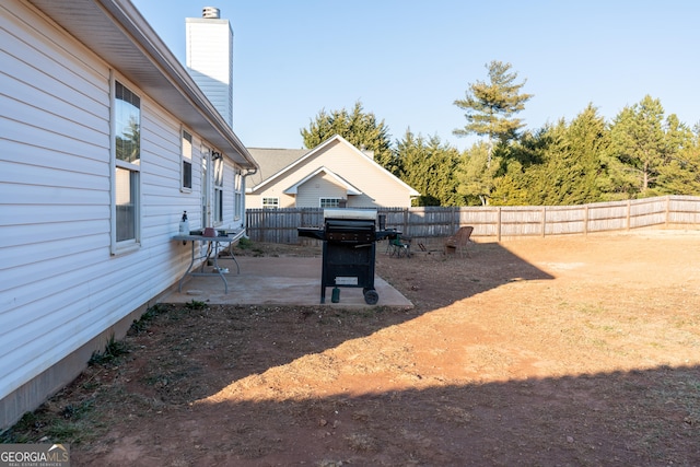 view of yard with a patio area