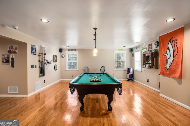 rec room featuring light wood-type flooring and billiards