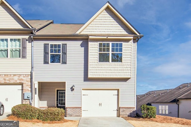 view of front of house with a garage