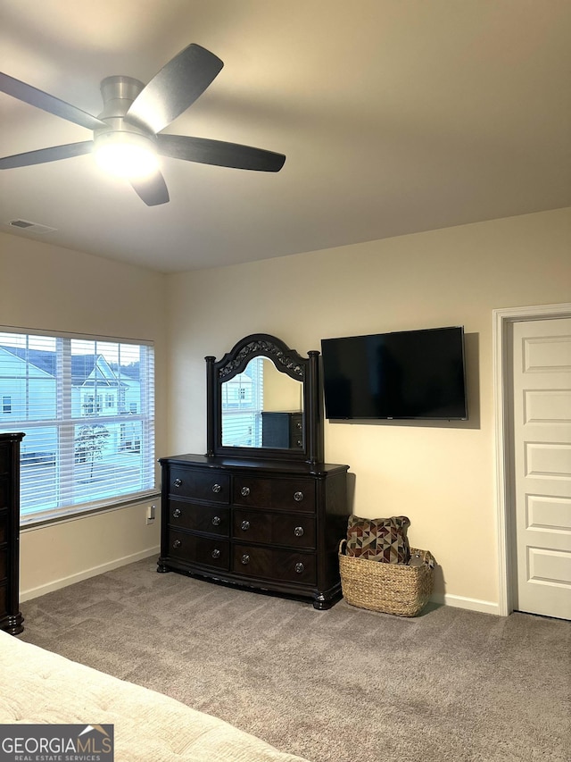 bedroom with carpet flooring and ceiling fan