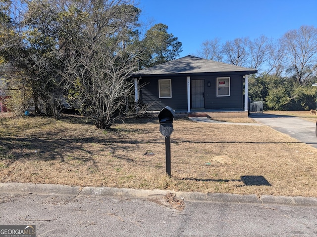 view of front of property with covered porch