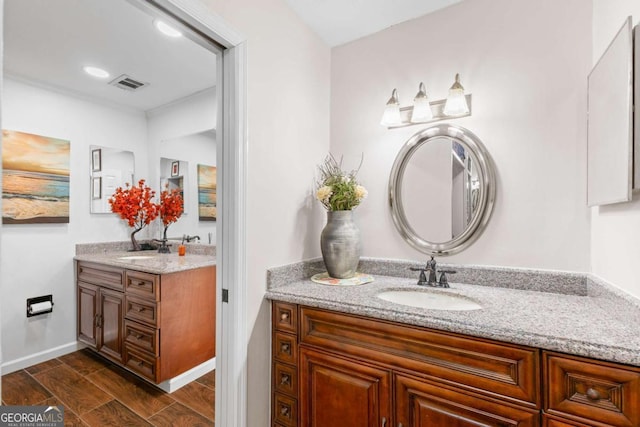 bathroom with vanity