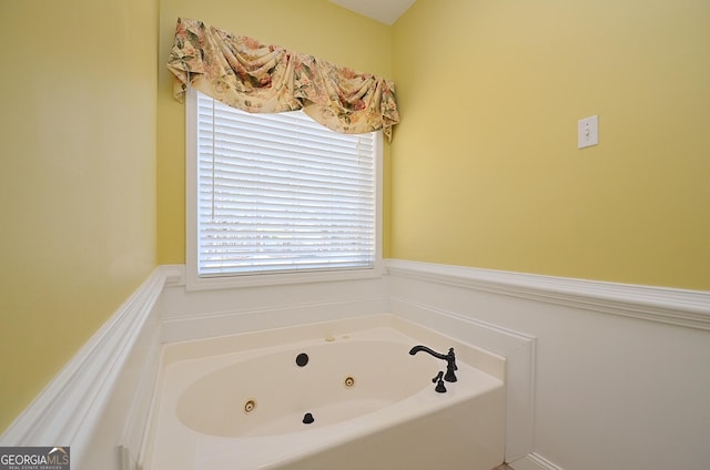 bathroom featuring a bathtub