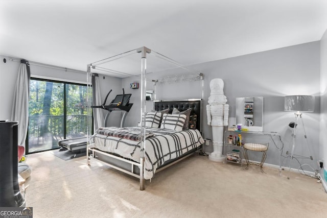 bedroom featuring carpet floors