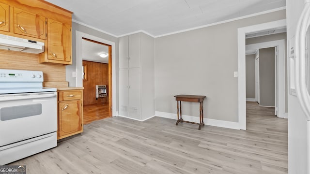 kitchen featuring heating unit, crown molding, light hardwood / wood-style flooring, white appliances, and decorative backsplash