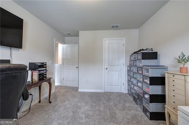 office with light colored carpet