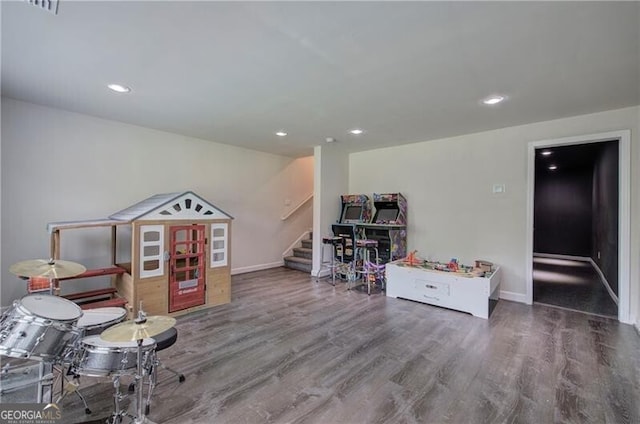 playroom featuring hardwood / wood-style flooring