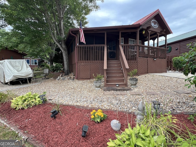 view of front of property