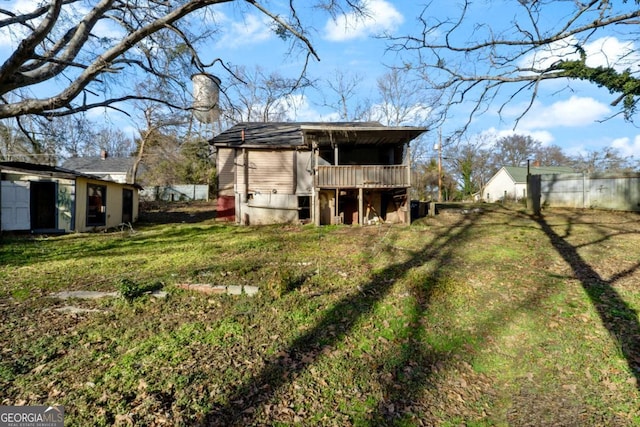 exterior space with a lawn